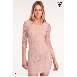 LULUS Bodycon Lace Dress